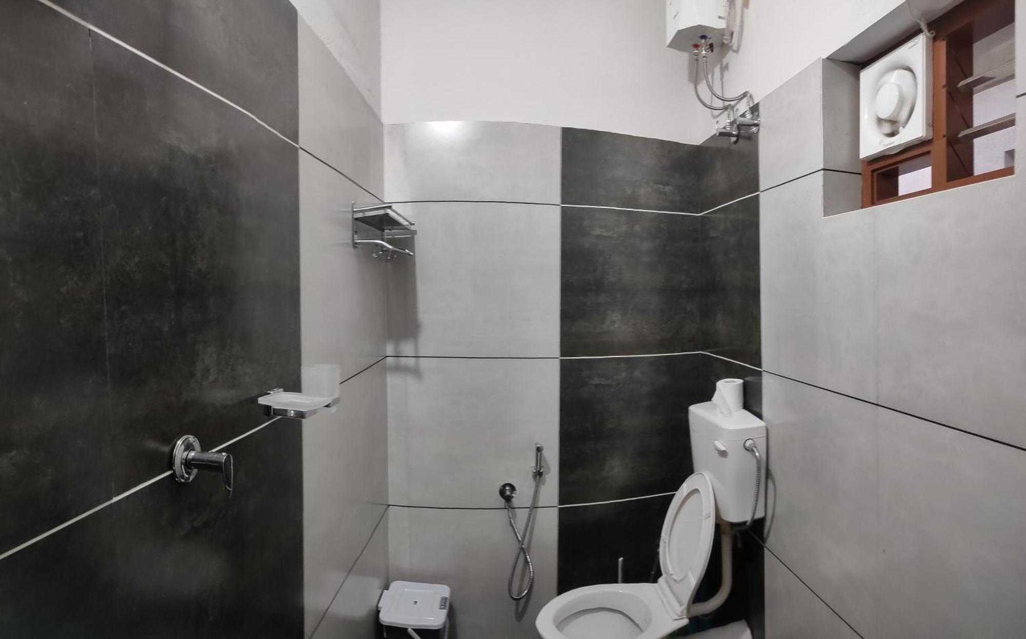 De Banyan Fort Homestay Kochi Exterior photo